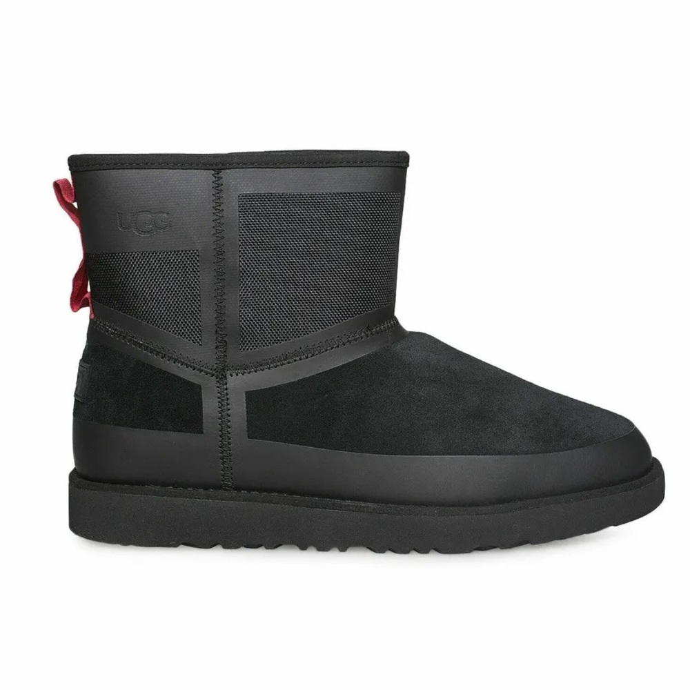 NWOB UGG Classic Mini Urban Tech Weather in Black Sz 9.